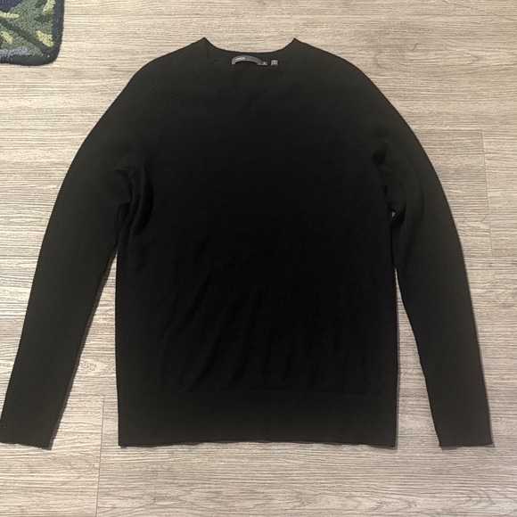 Vince 100% Cashmere Men's Black Sweater